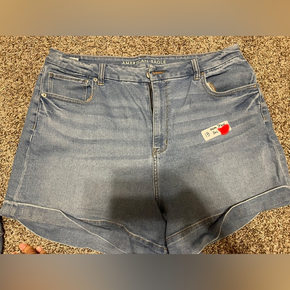 American Eagle Mom Jean Shorts